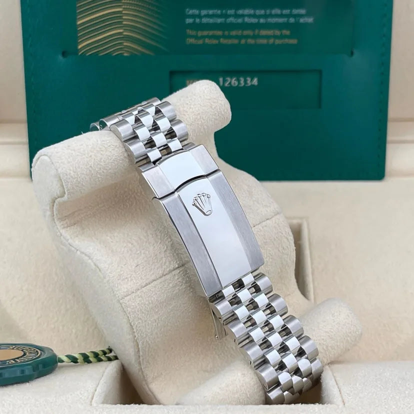 2025 Rolex Datejust 41 Fluted / Blue / Jubilee