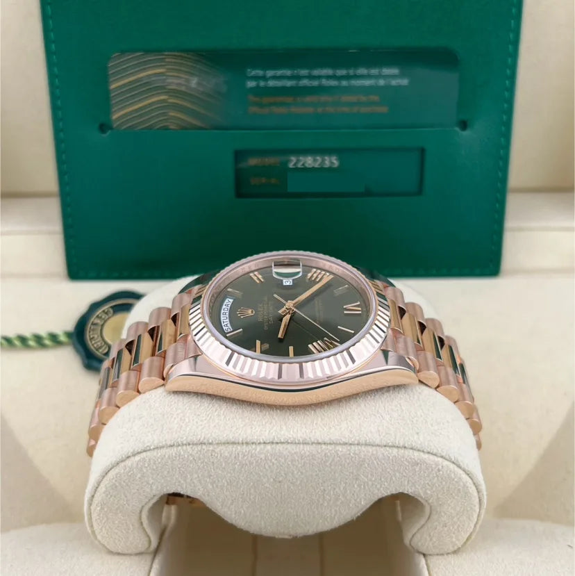 2025 Rolex Day-Date 40 Rose Gold / Fluted / Olive-Green / Roman / President