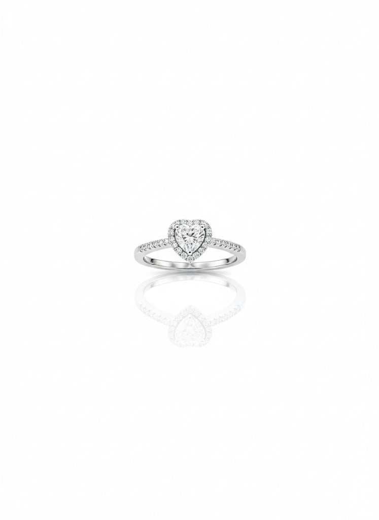The Éclat Solitaire Ring