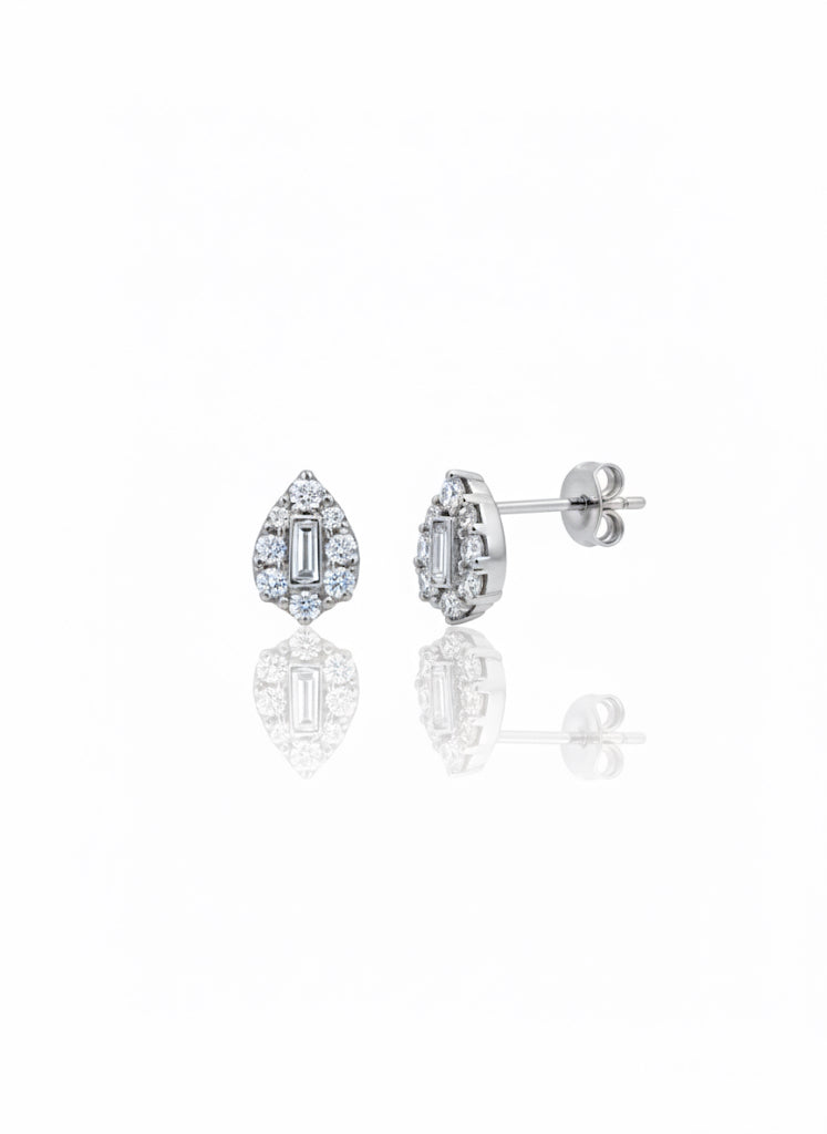The Cascade Baguette Stud